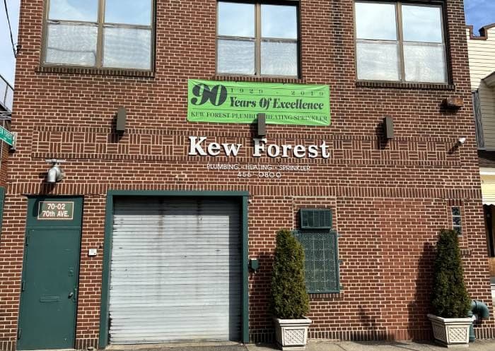 The Kew Forest building on 70th Avenue in Glendale